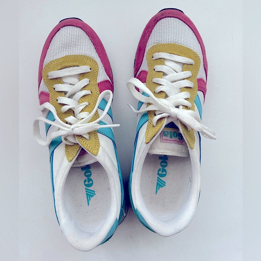 GOLA W’s size 9